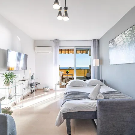 Sea View & Promenade Des Apartamento