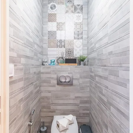 Sea View & Promenade Des نيس