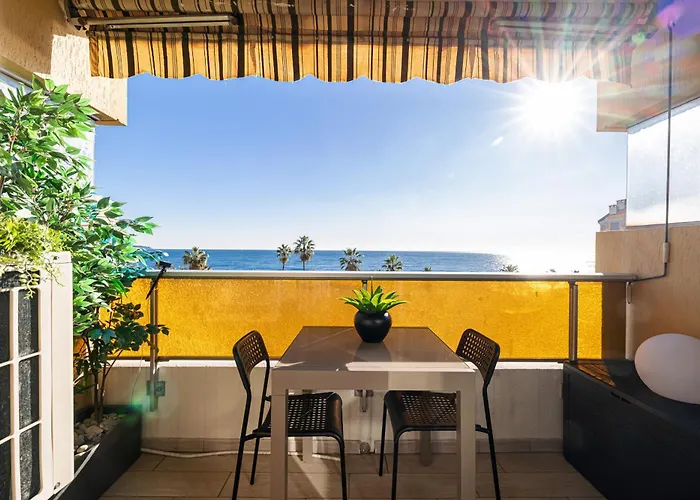 Sea View&promenade Des Appartement